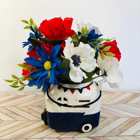 Patriotic 4th of July Ceramic Camper Faux Flower Arrangement OOAK - Picture 1 of 6